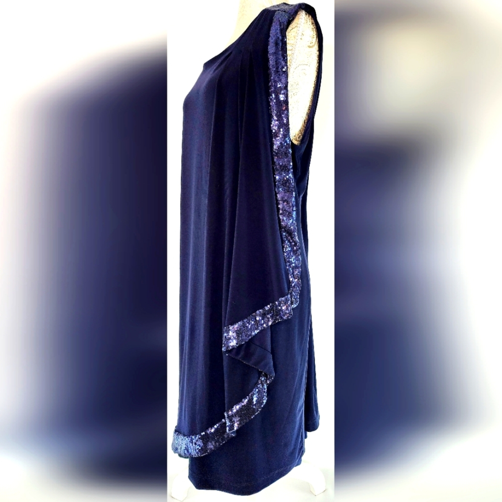 Betsy and Adam navy blue sleevless drape dress